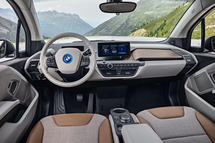 Торпедо BMW i3 (I01) 2018 года  (WW) (фото 51 из 81)